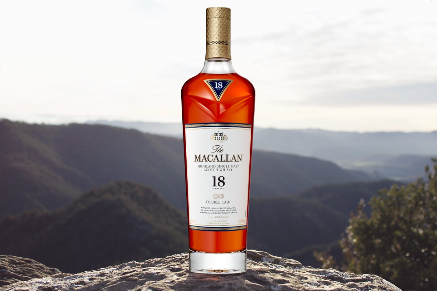 Erleben Sie The Macallan Double Cask: exquisite Single Malts, gereift in amerikanischen und europäischen Oloroso-Sherryfässern, für ein einzigartiges Geschmackserlebnis.