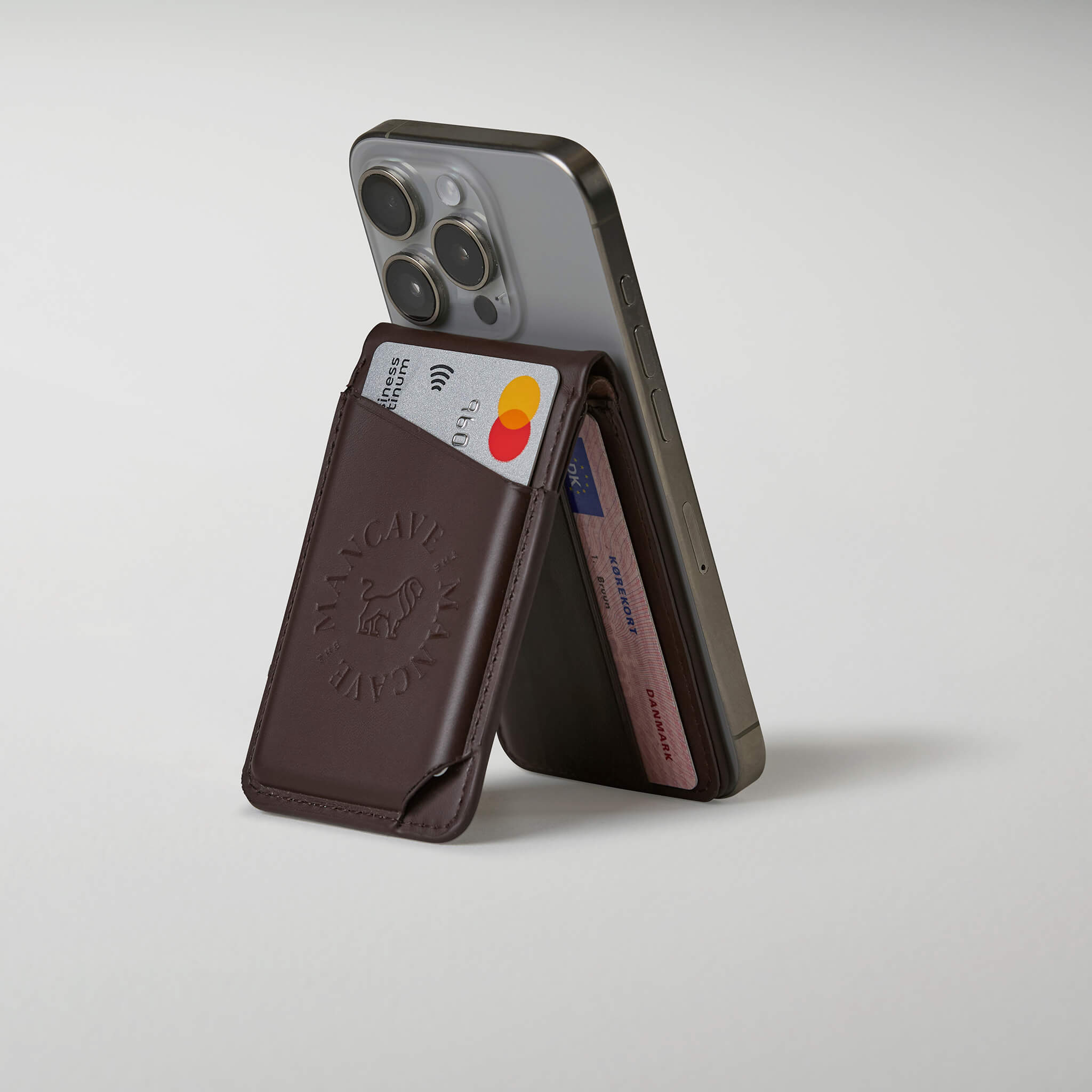 Premium Vault Stand: MagSafe Wallet mit Kartenfach