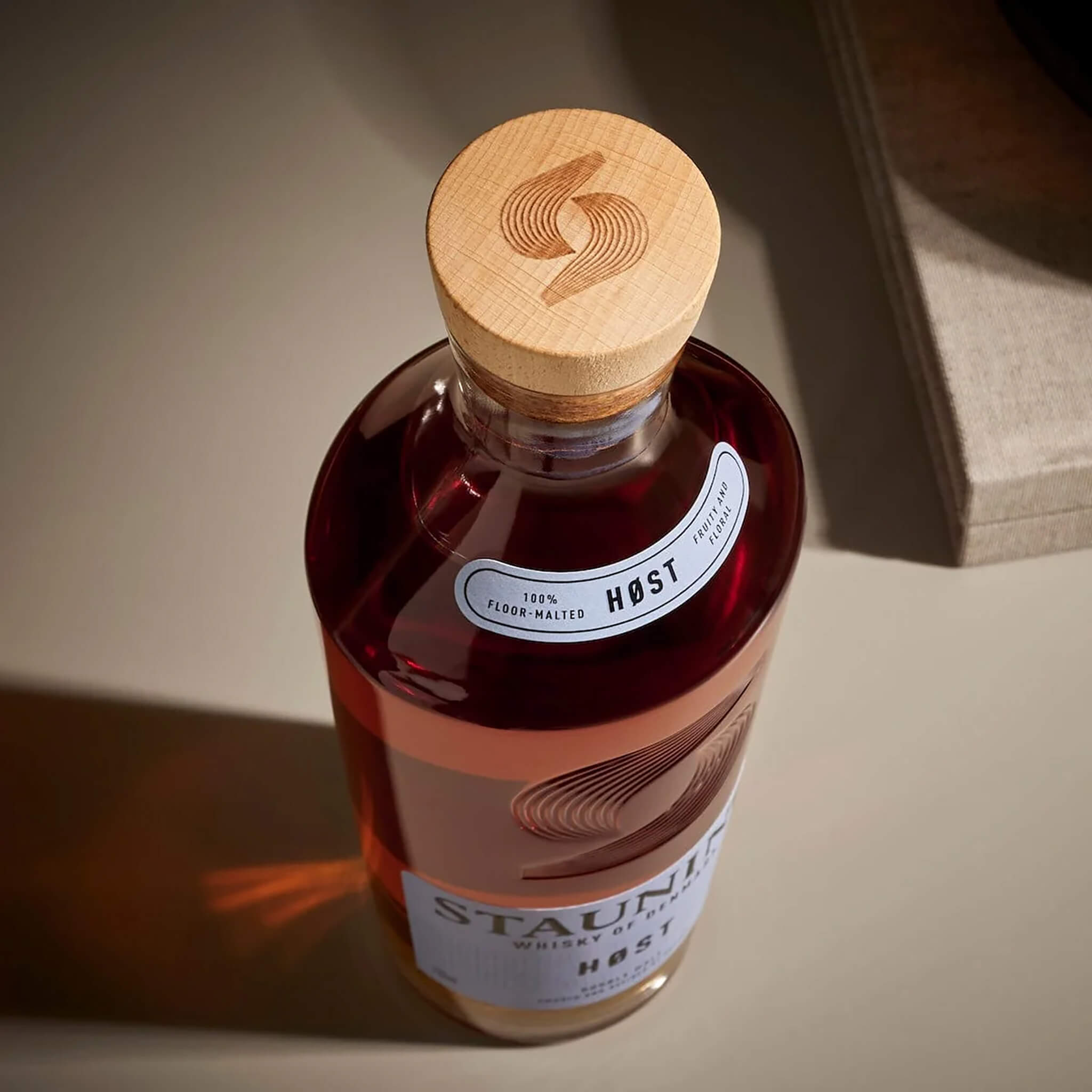 Stauning Whisky Høst + Supreme Runde Eiswürfelform für 6 Stk Whiskystack